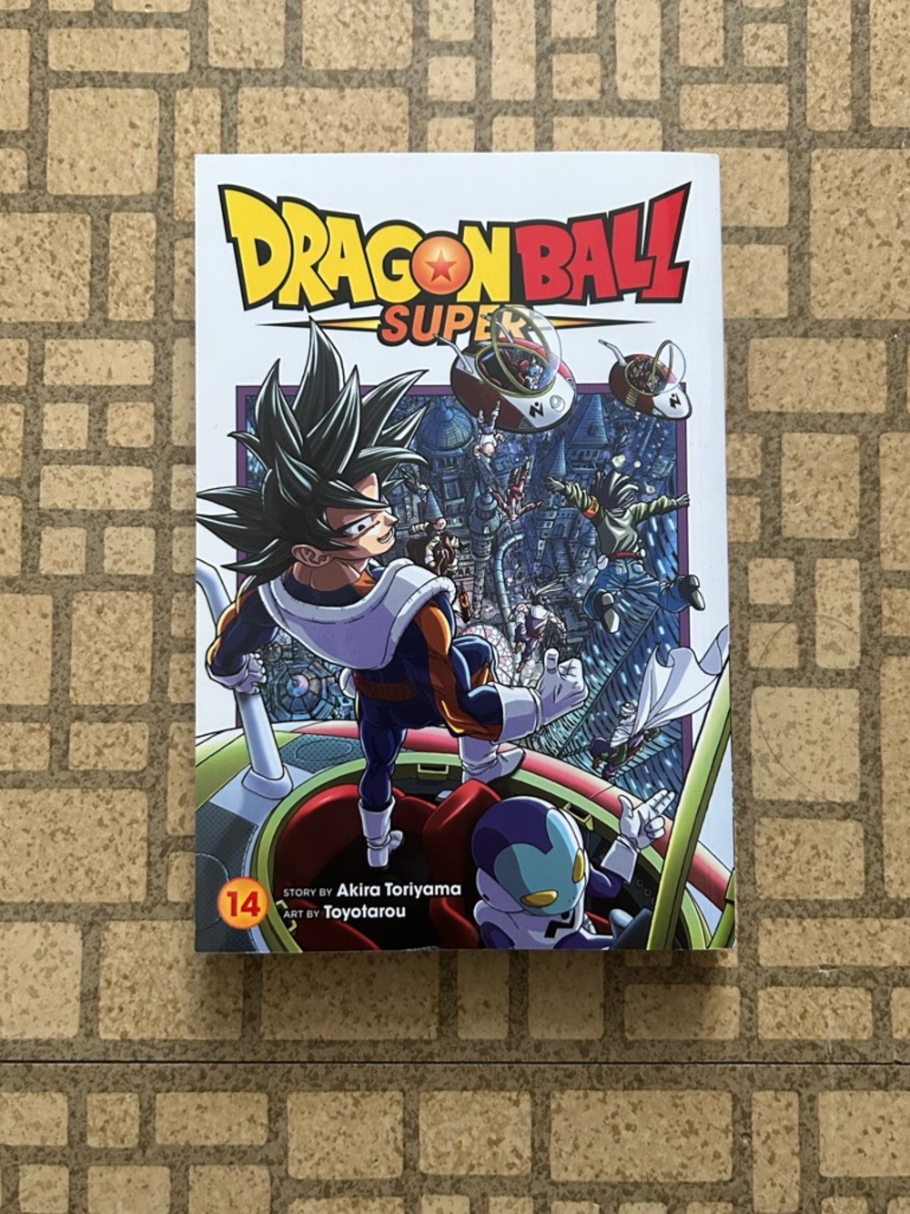 Manga Dragon Ball Super Paperback - White, Red, Yellow, Black, Blue